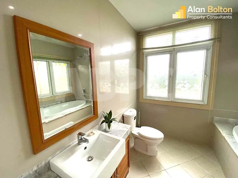 3 Bed 3 Bath House In East Pattaya photo 10