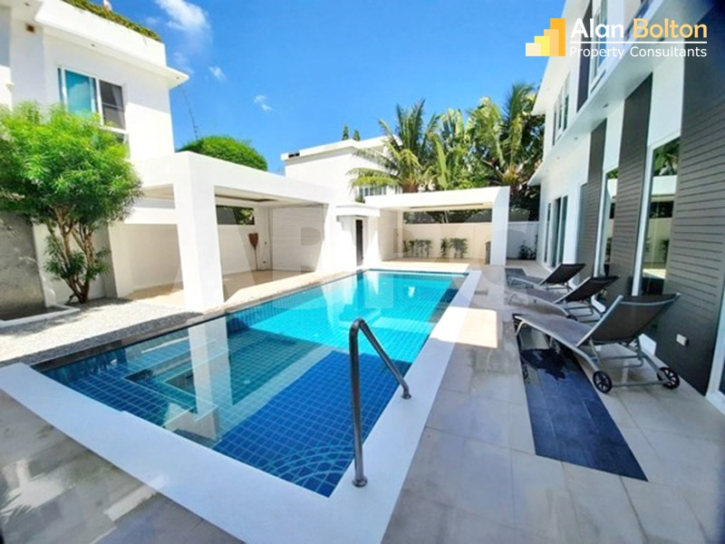 Modern Luxury 5 Bed 6 Bath Pool Villa In Jomtien photo 4