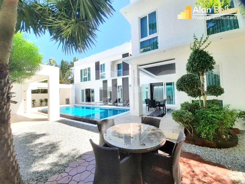 Modern Luxury 5 Bed 6 Bath Pool Villa In Jomtien photo 3