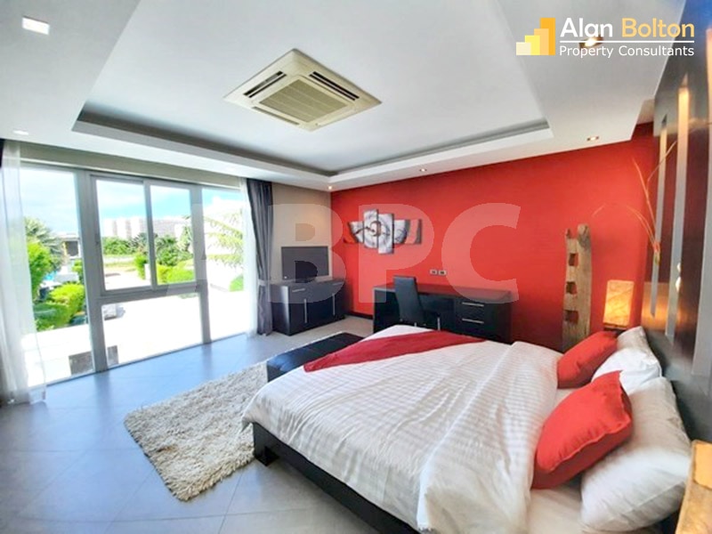 Modern Luxury 5 Bed 6 Bath Pool Villa In Jomtien photo 6