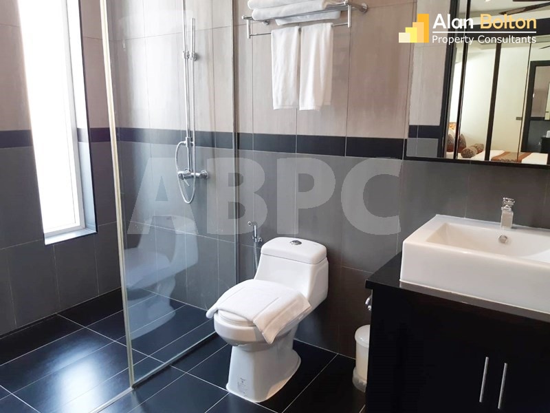 4 Bed 5 Bath Pool Villa in East Pattaya photo 8