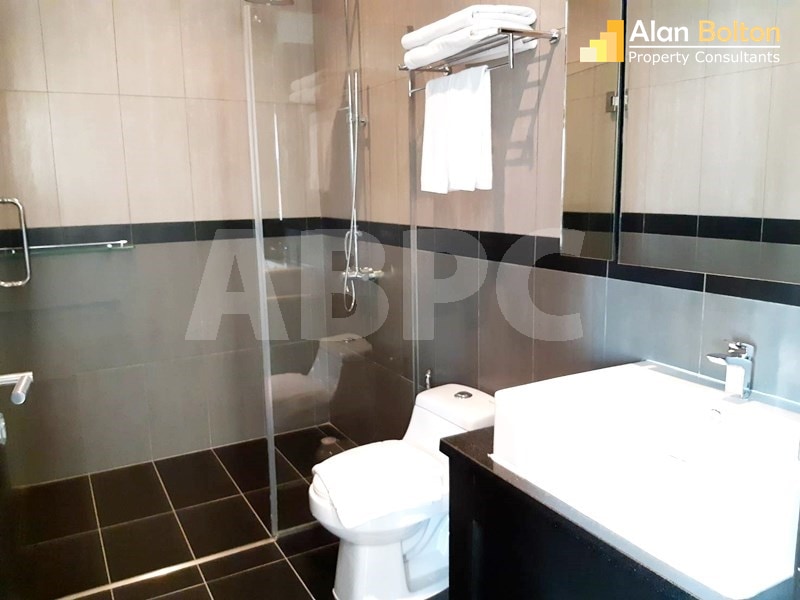 4 Bed 5 Bath Pool Villa in East Pattaya photo 15