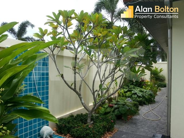 4 Bed 5 Bath in East Pattaya HS5600 photo 7