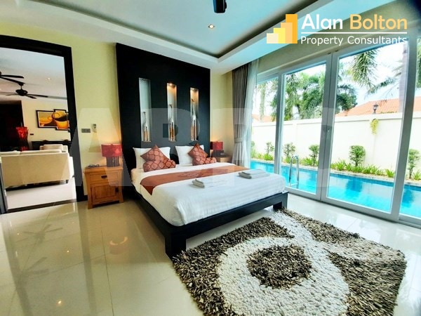 4 Bed 5 Bath in East Pattaya HS5600 photo 18