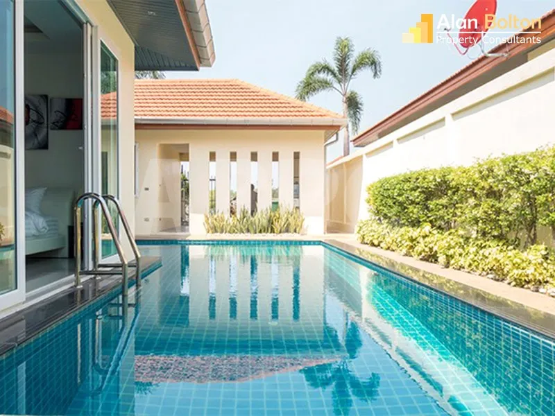 4 Bed 5 Bath in East Pattaya - Whispering Palms photo 7