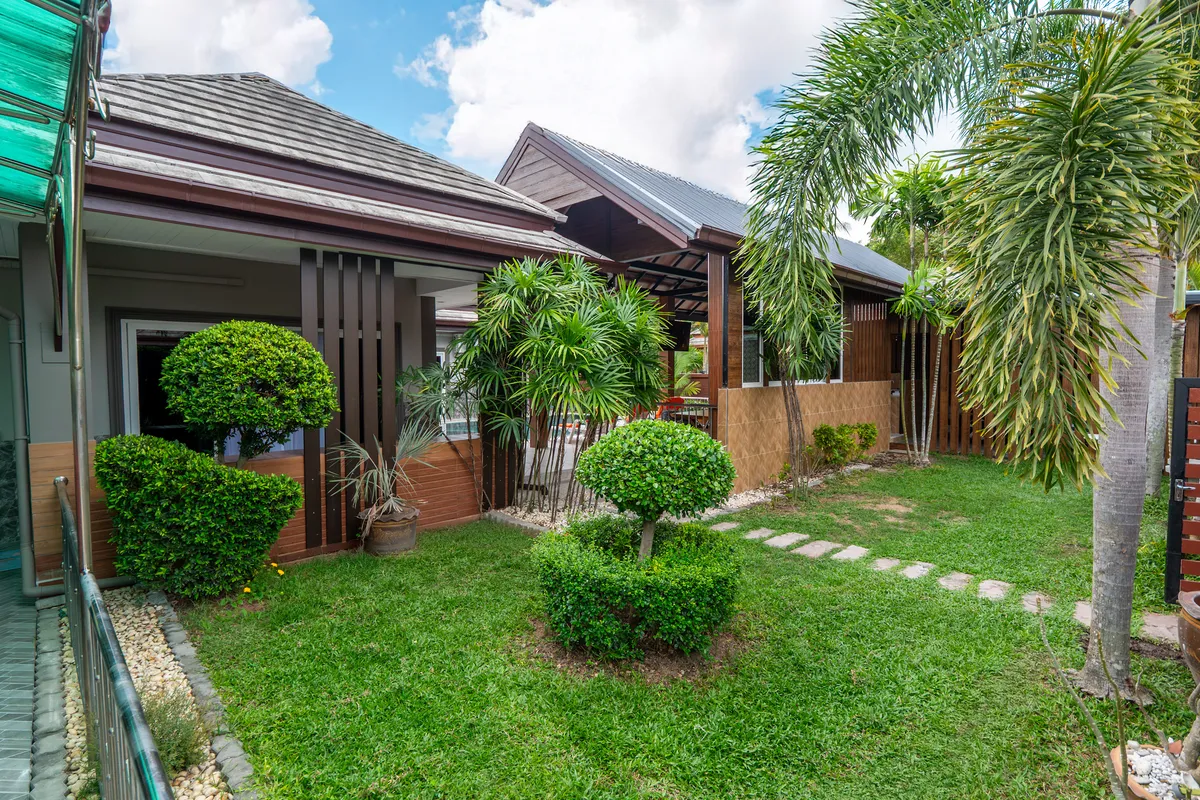 Pool Villa For SALE In Huay yai