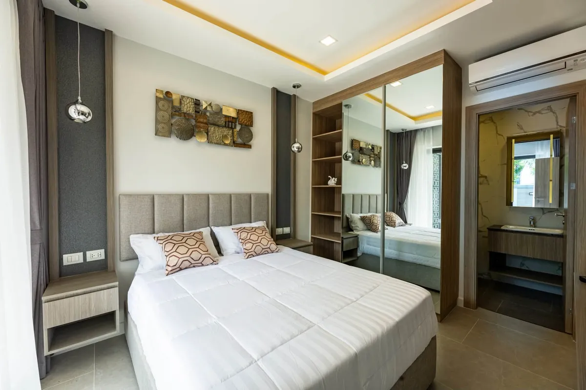 Modern Luxury Pool Villa in Prime Location 3 bedrooms 4 bathrooms in Central Pattaya for RENT photo 3