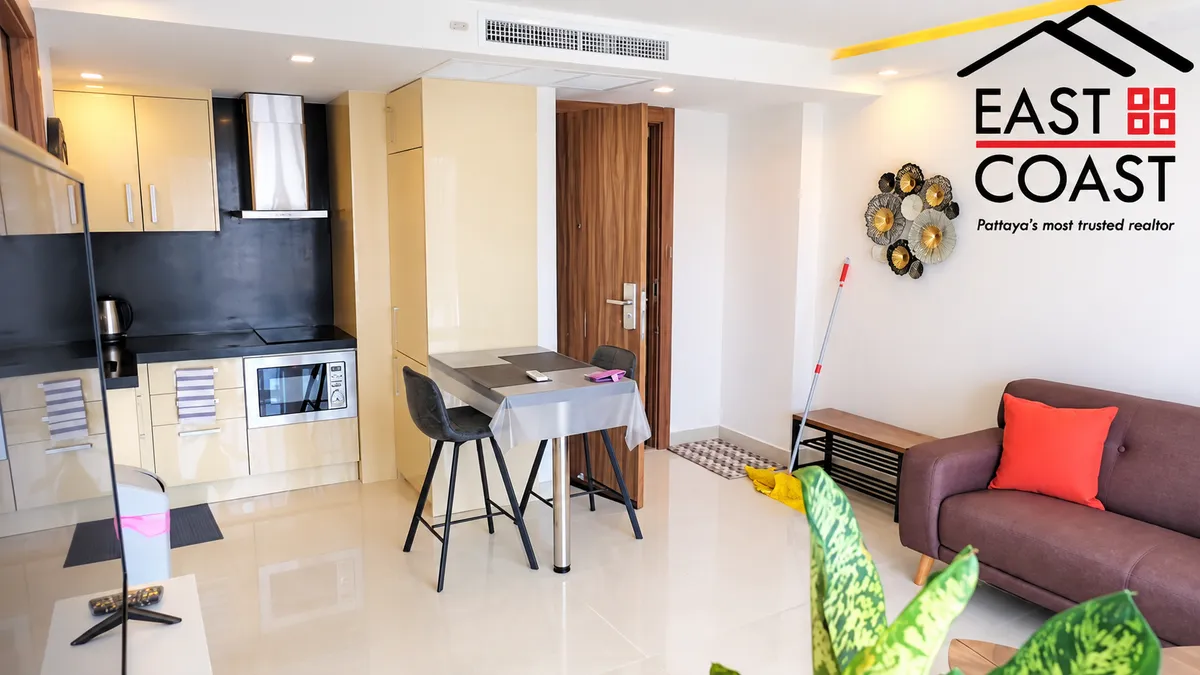 Grand Avenue Residence