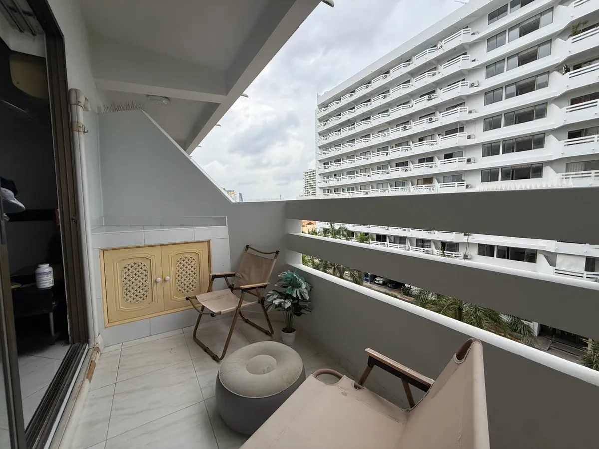 Cosy room at Jomtien Condotel/ Village for sale photo 15