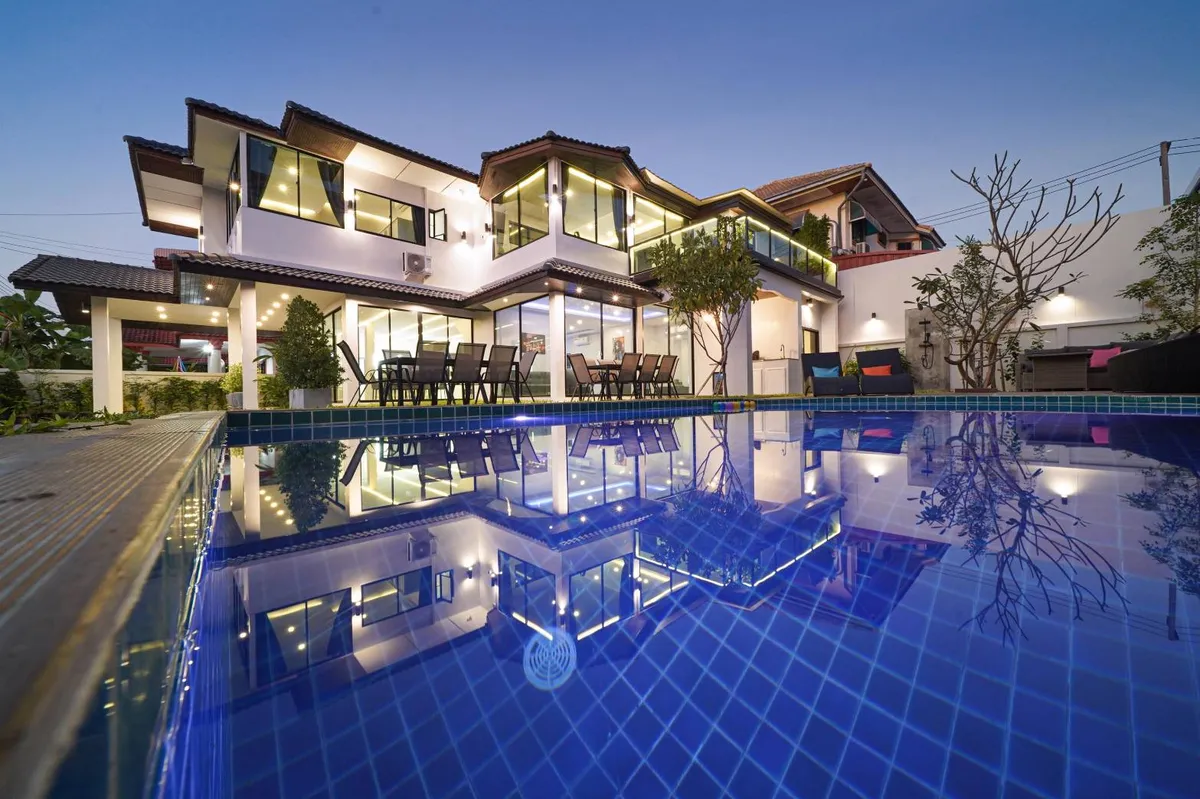 Phoenix Villa- Ekmongkol Village 2/2