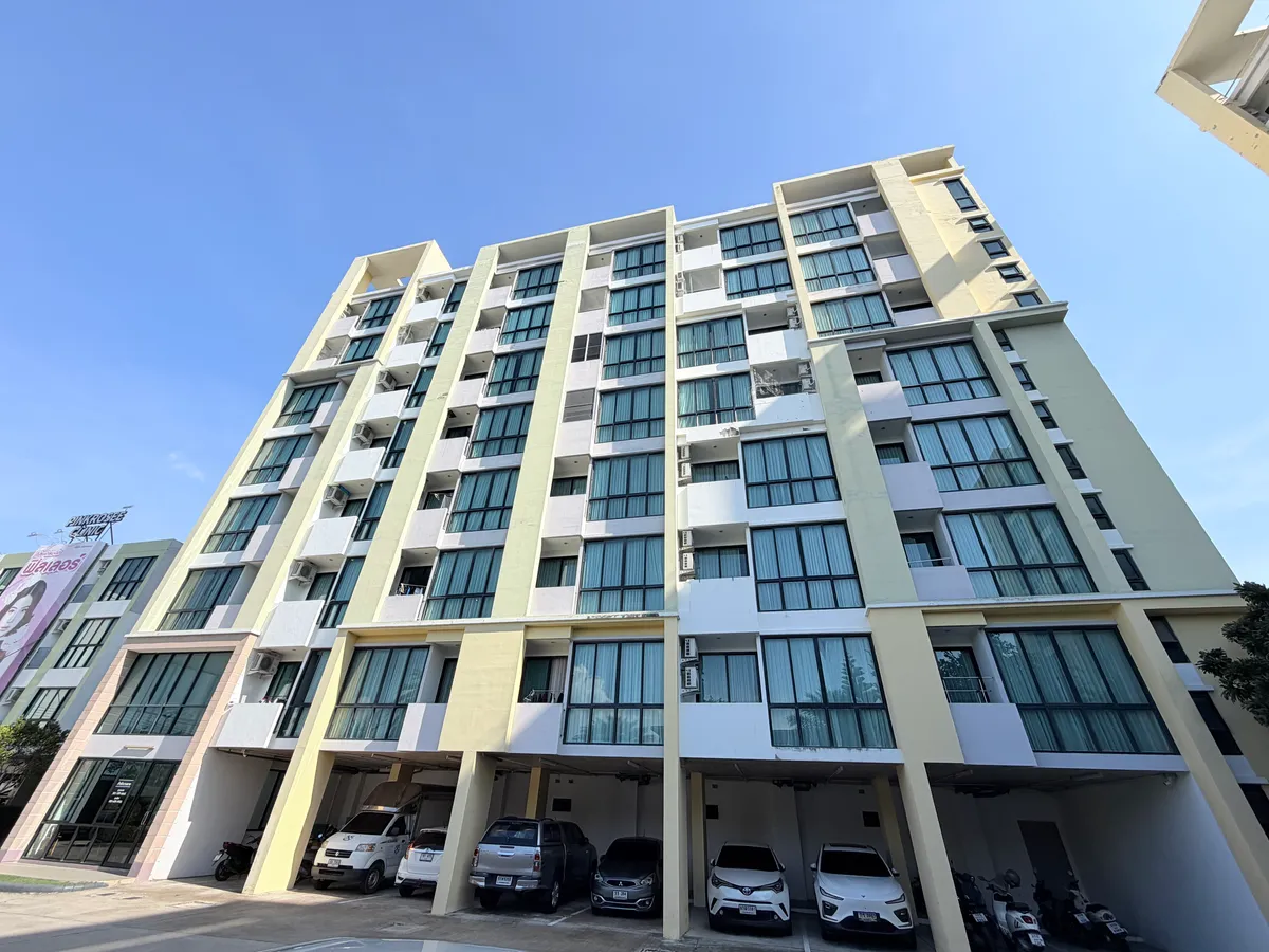 5 minutes to Jomtien Beach Foreign Name Condo For Sale photo 5
