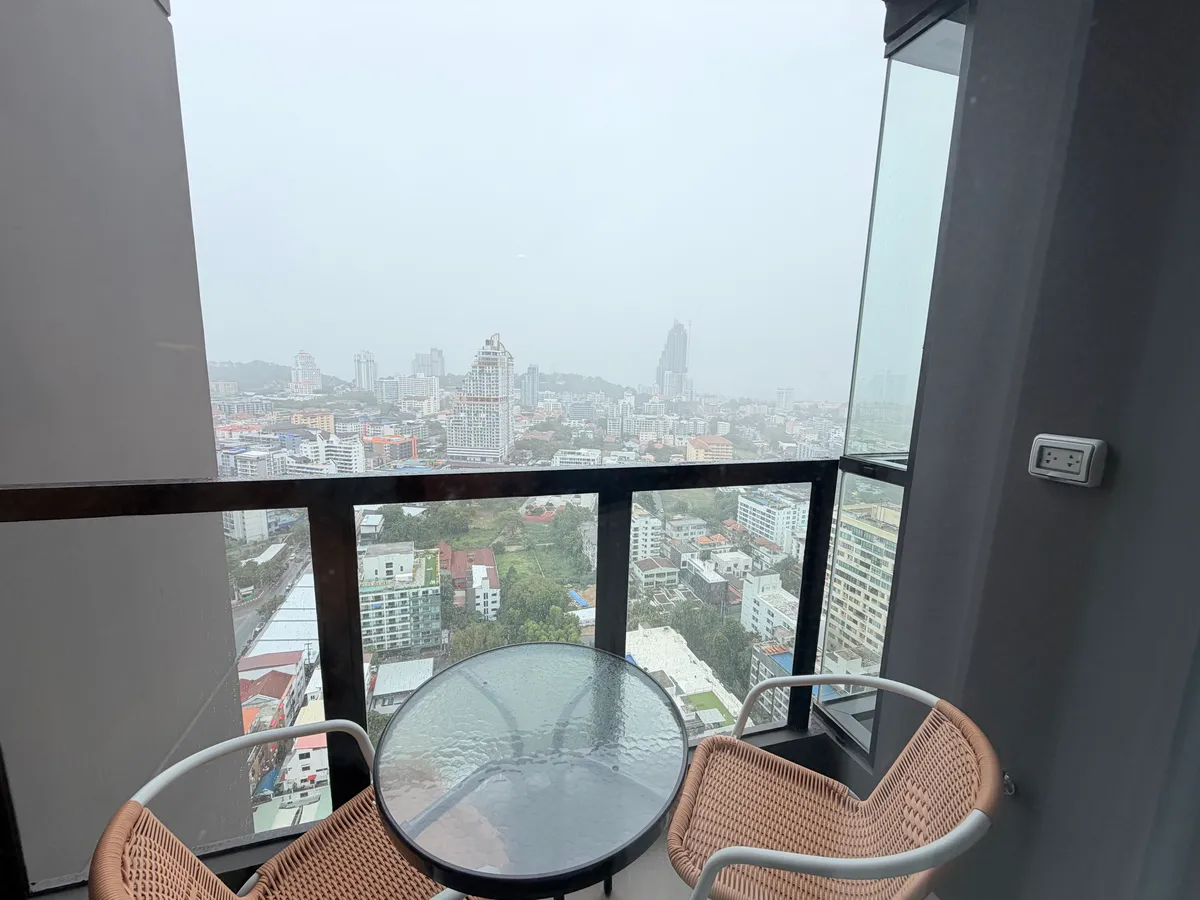 High floor One bedroom For Rent In Pratamnak photo 2