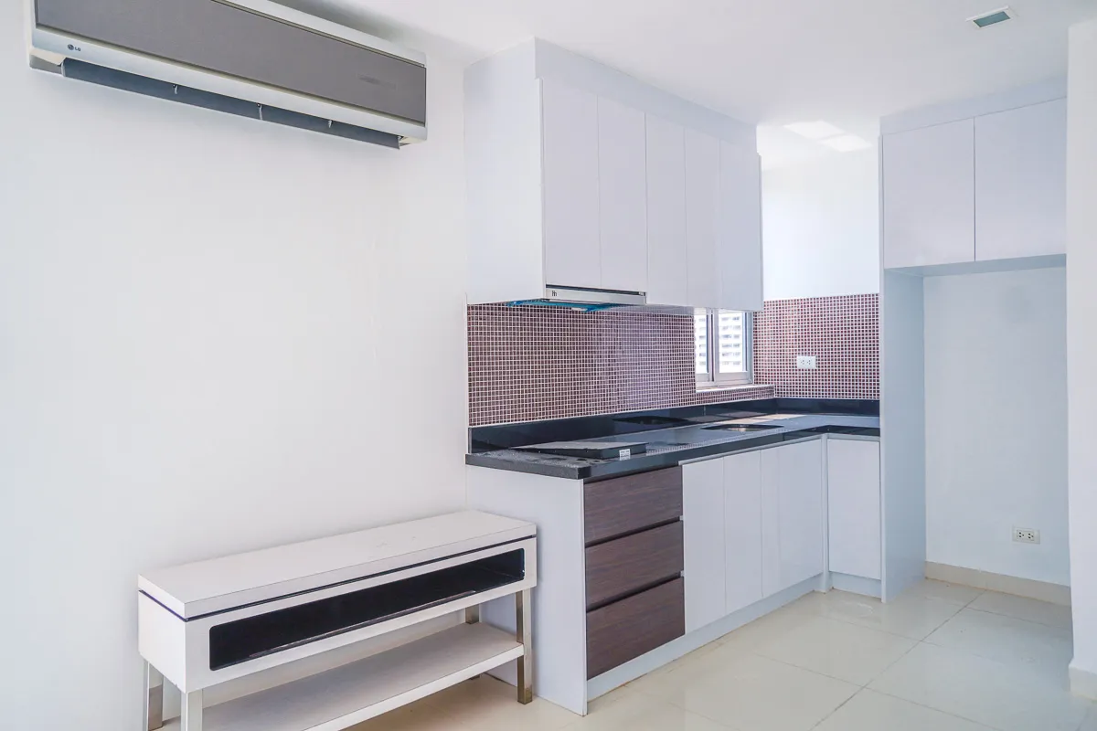 100 Sqm. condo For Sale Near Beach In Prahtamnak photo 12