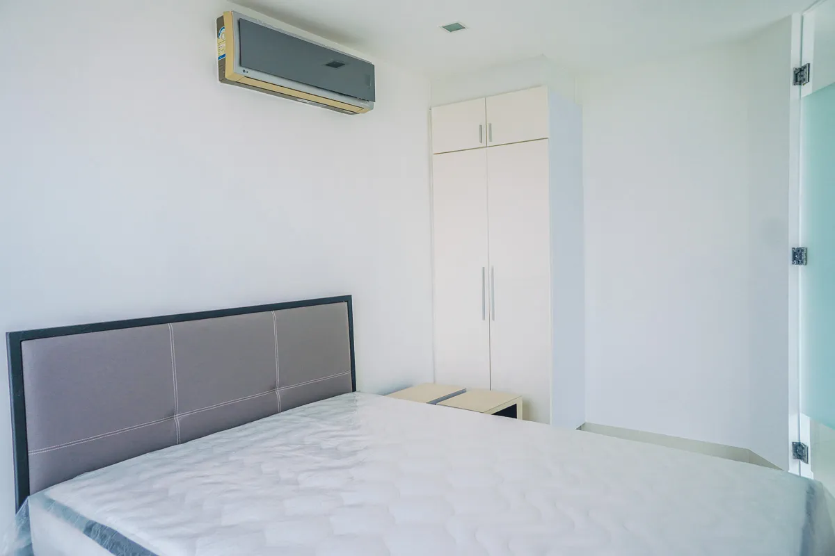 100 Sqm. condo For Sale Near Beach In Prahtamnak photo 3
