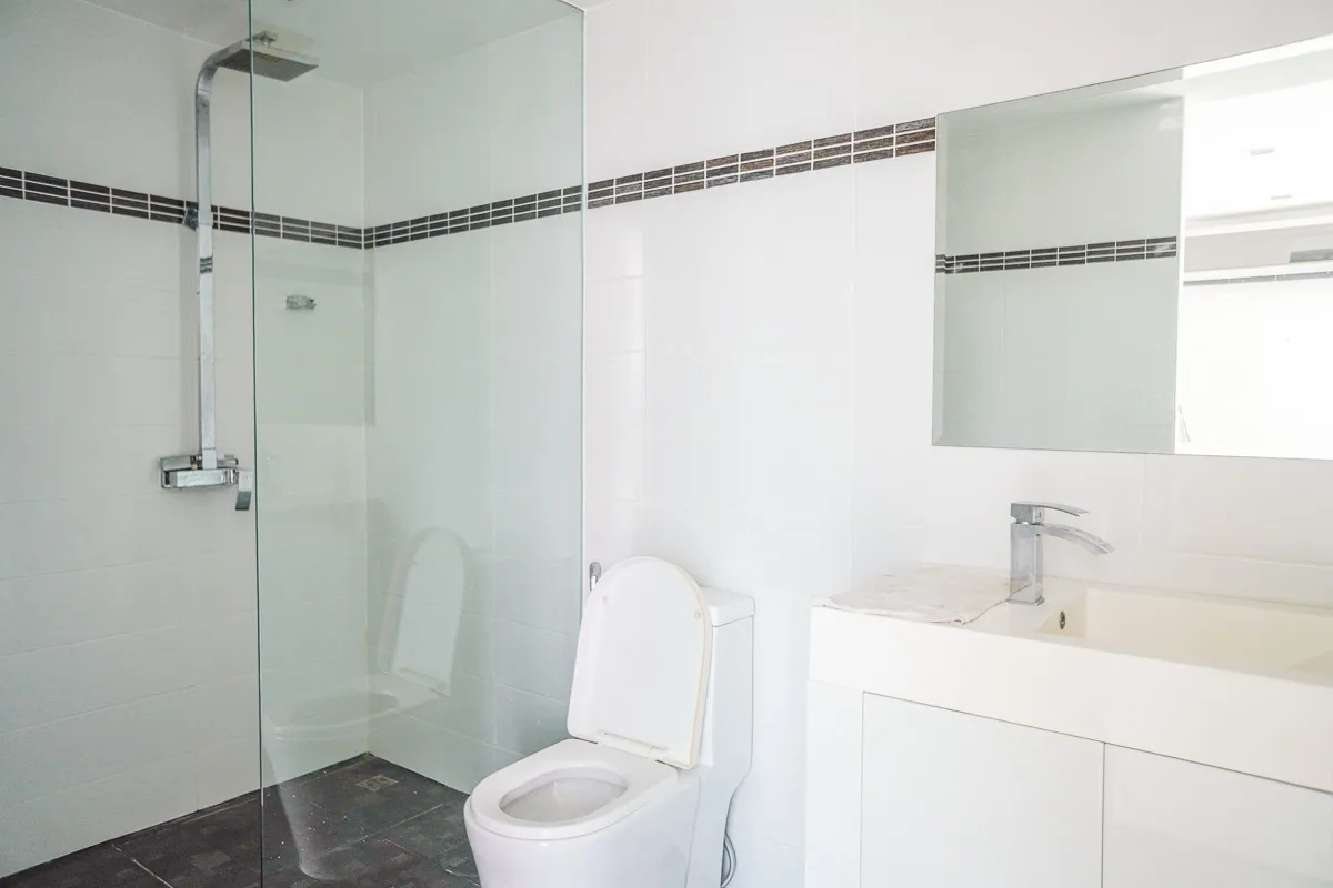 100 Sqm. condo For Sale Near Beach In Prahtamnak photo 15