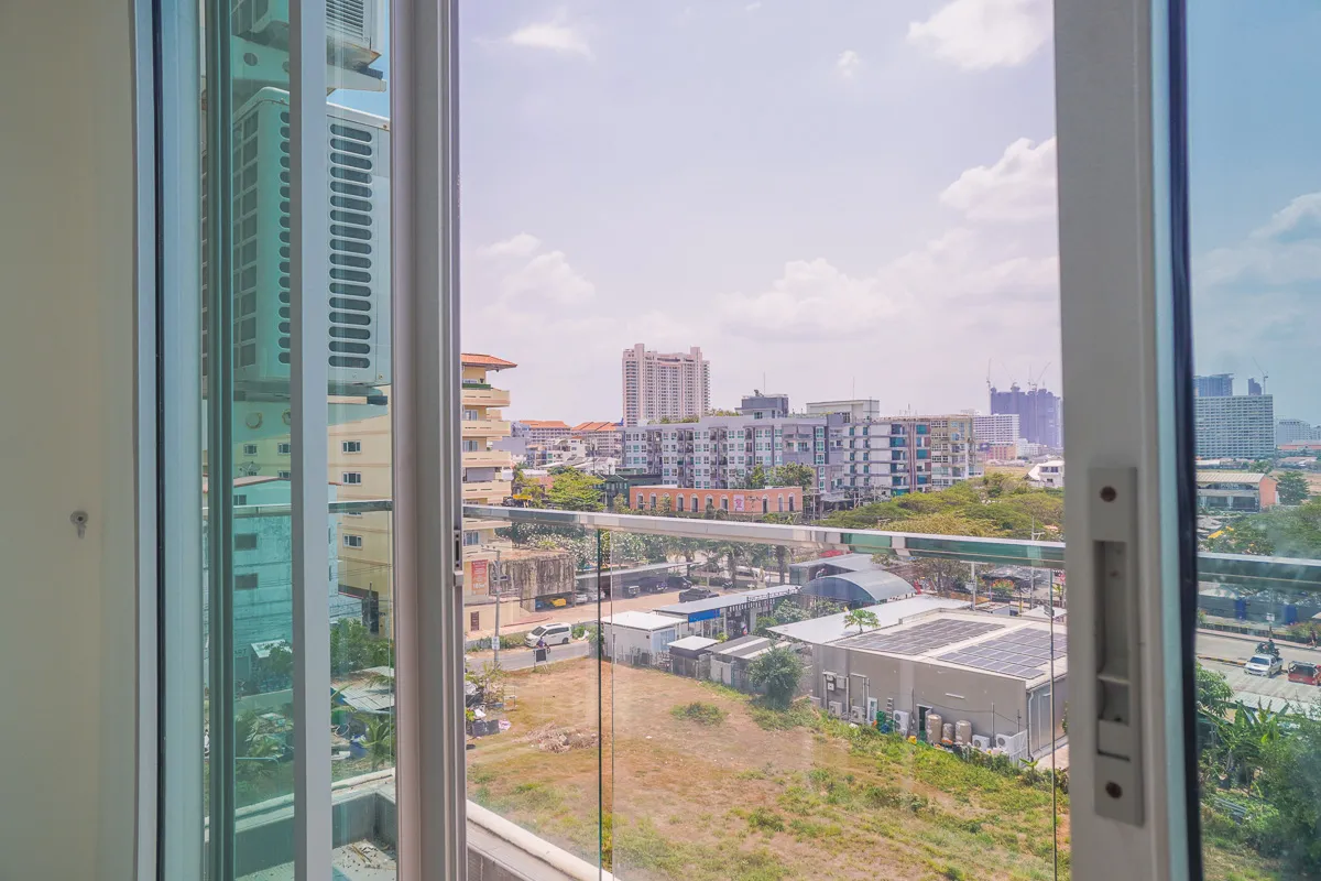 100 Sqm. condo For Sale Near Beach In Prahtamnak photo 6