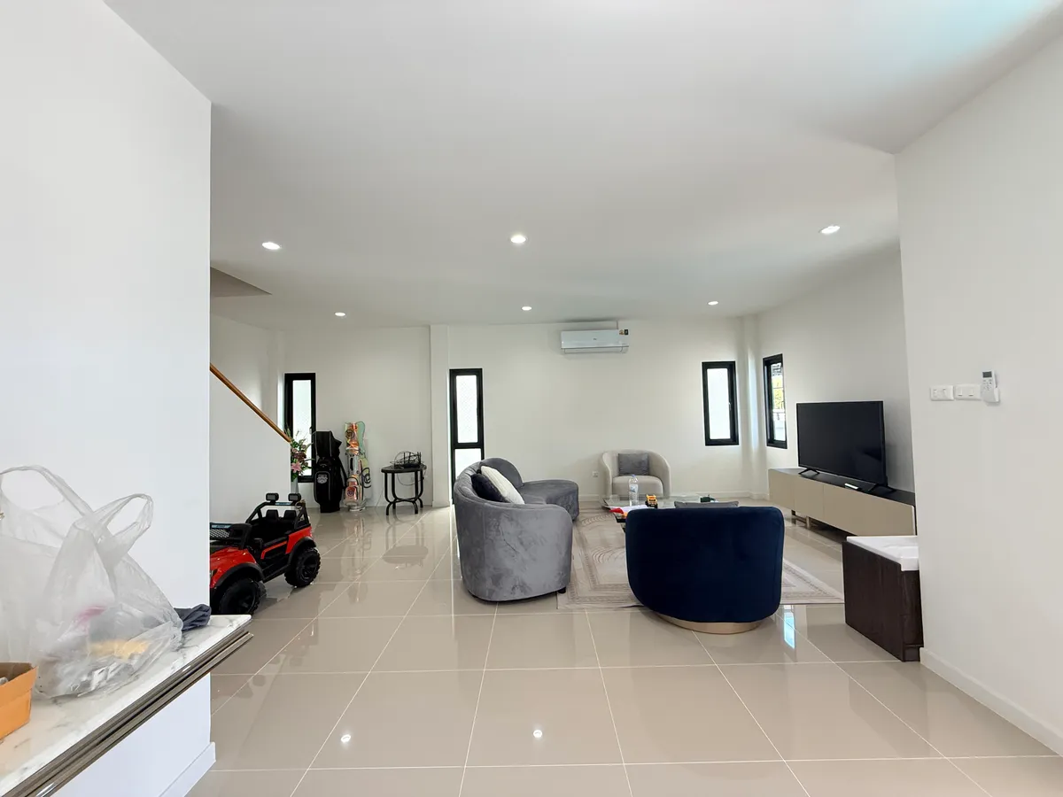 Luxury 8-Bedroom two Houses, One Private Pool Villa in Pattaya photo 6