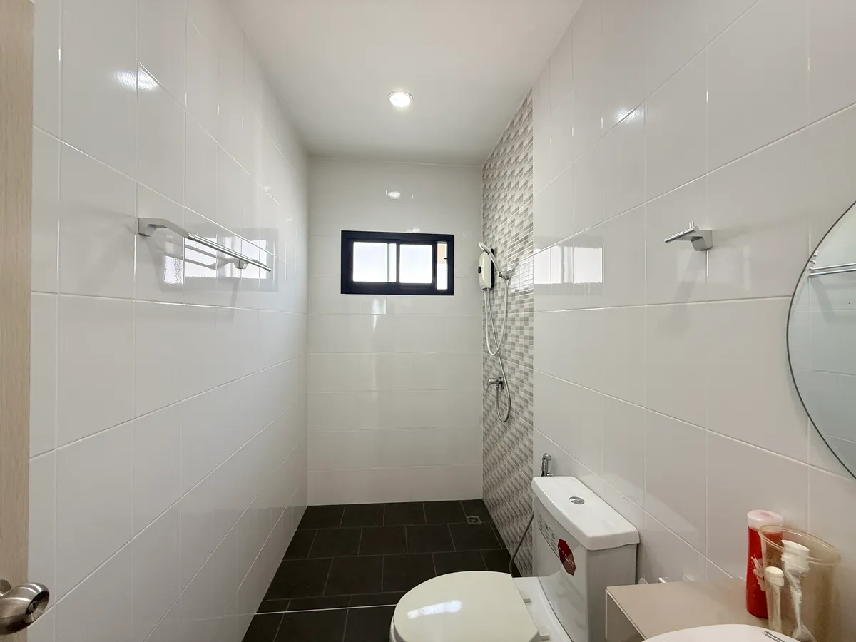 Luxury 8-Bedroom two Houses, One Private Pool Villa in Pattaya photo 15