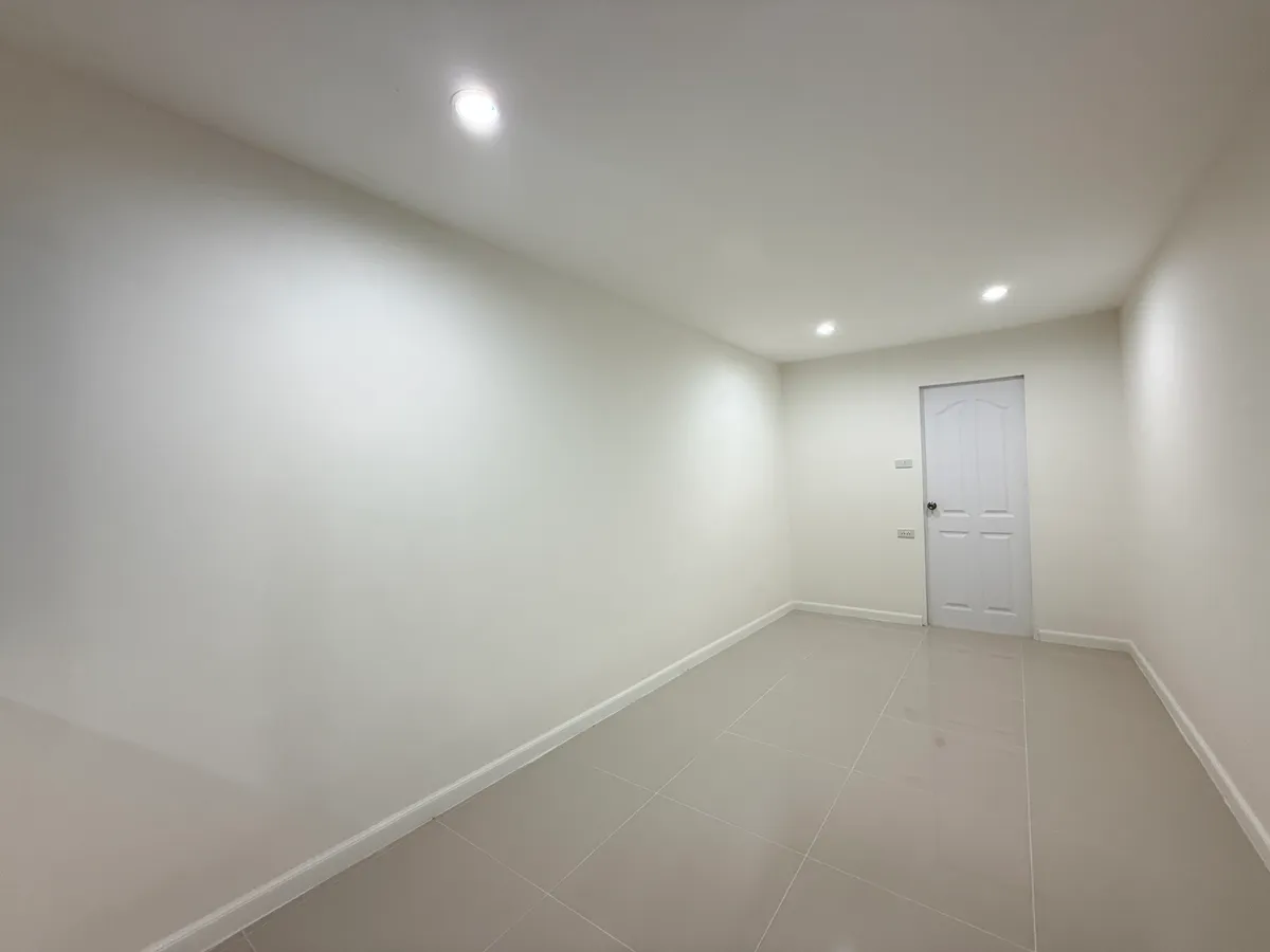 Luxury 8-Bedroom two Houses, One Private Pool Villa in Pattaya photo 10