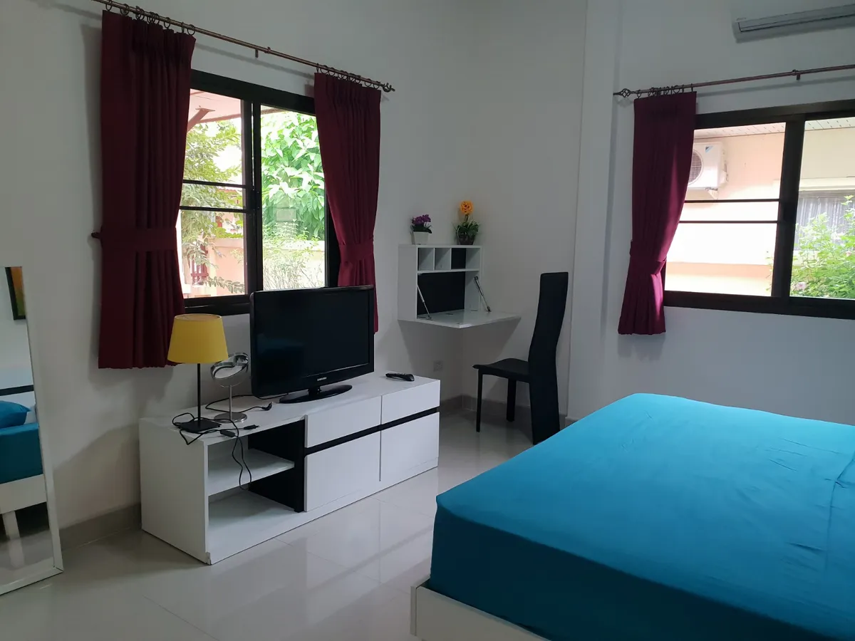 2 Bedrooms 2 Bathrooms House In East Pattaya photo 3