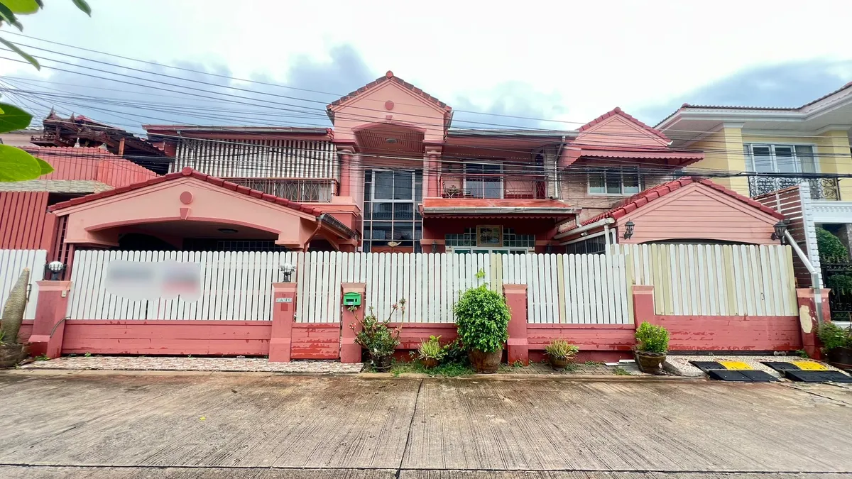 5 Bedrooms 4 Bedrooms in Central pattaya
