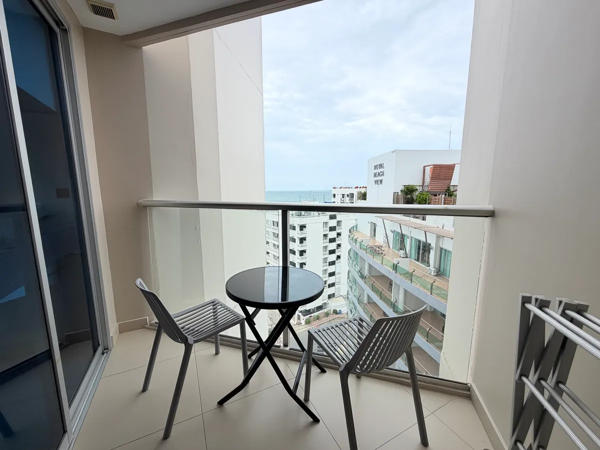 Studio Condo For Rent Near Prahtamnak Beach photo 11
