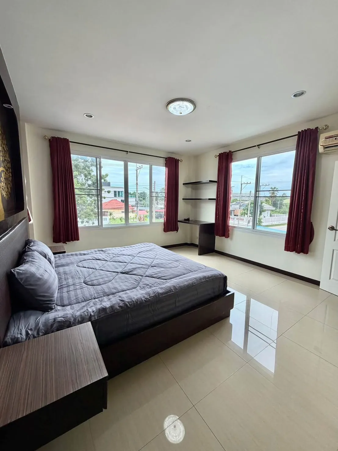 2-Story House for Rent 4 Bedrooms 4 Bathrooms in East Pattaya photo 9