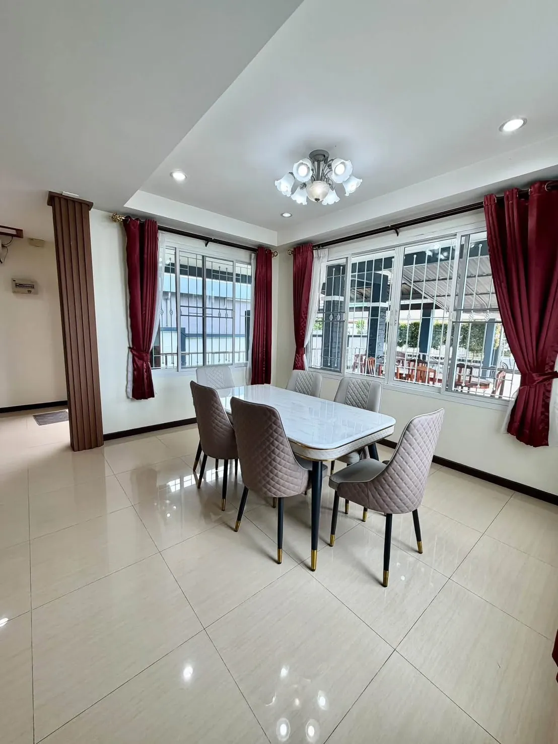 2-Story House for Rent 4 Bedrooms 4 Bathrooms in East Pattaya photo 6