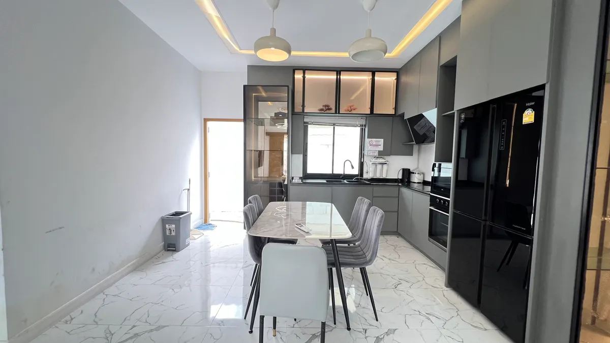 Modern Style Private House 4 bedrooms 2 bathrooms in East Pattaya for RENT photo 4
