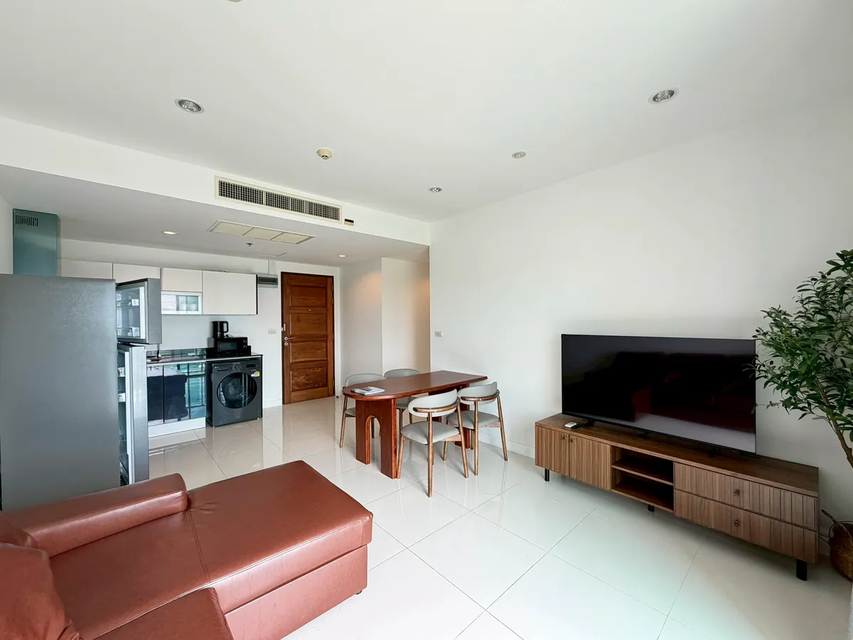 2 Bedroom Condo For Rent in Pratumnak photo 2