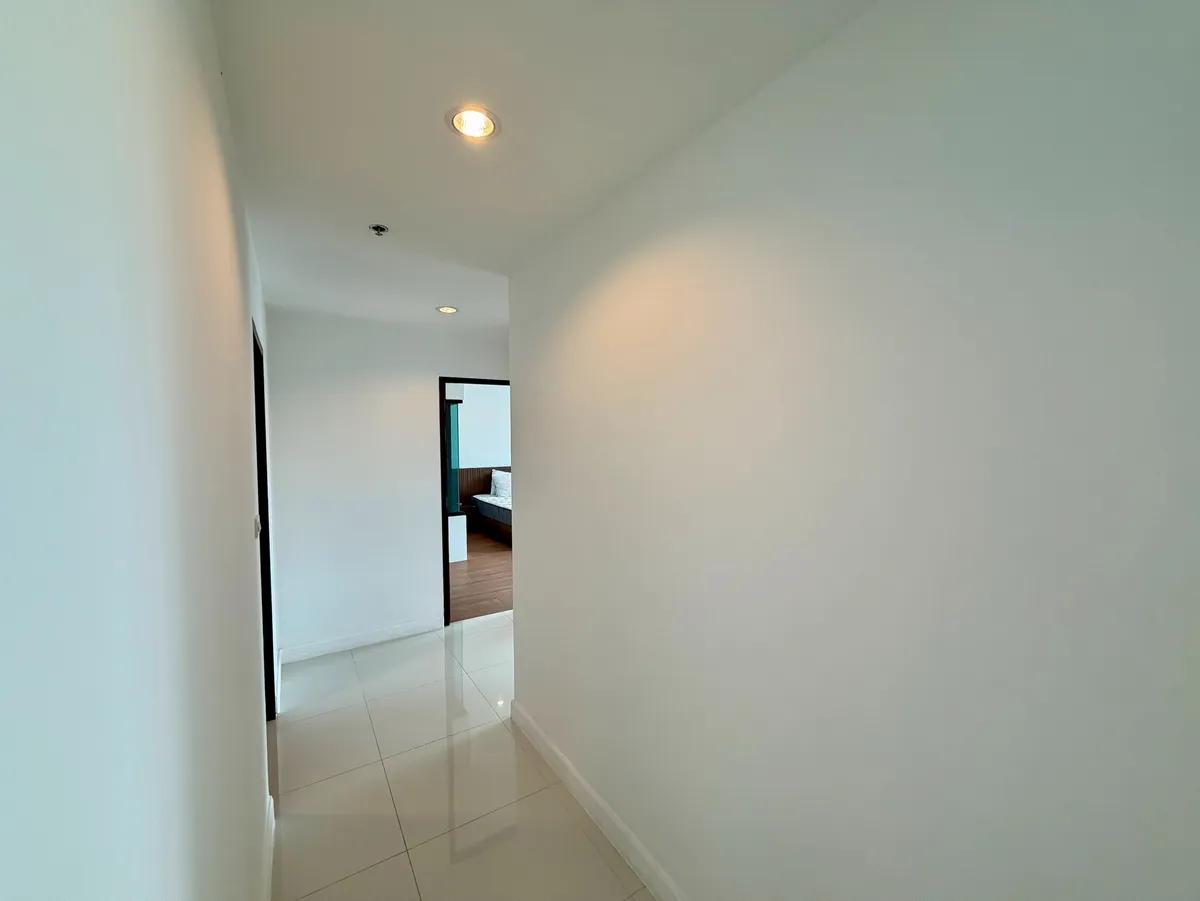 2 Bedroom Condo For Rent in Pratumnak photo 5