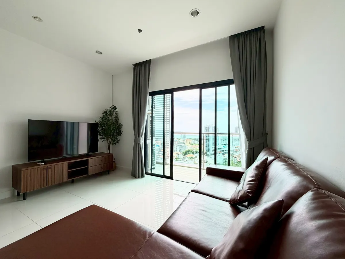 2 Bedroom Condo For Rent in Pratumnak
