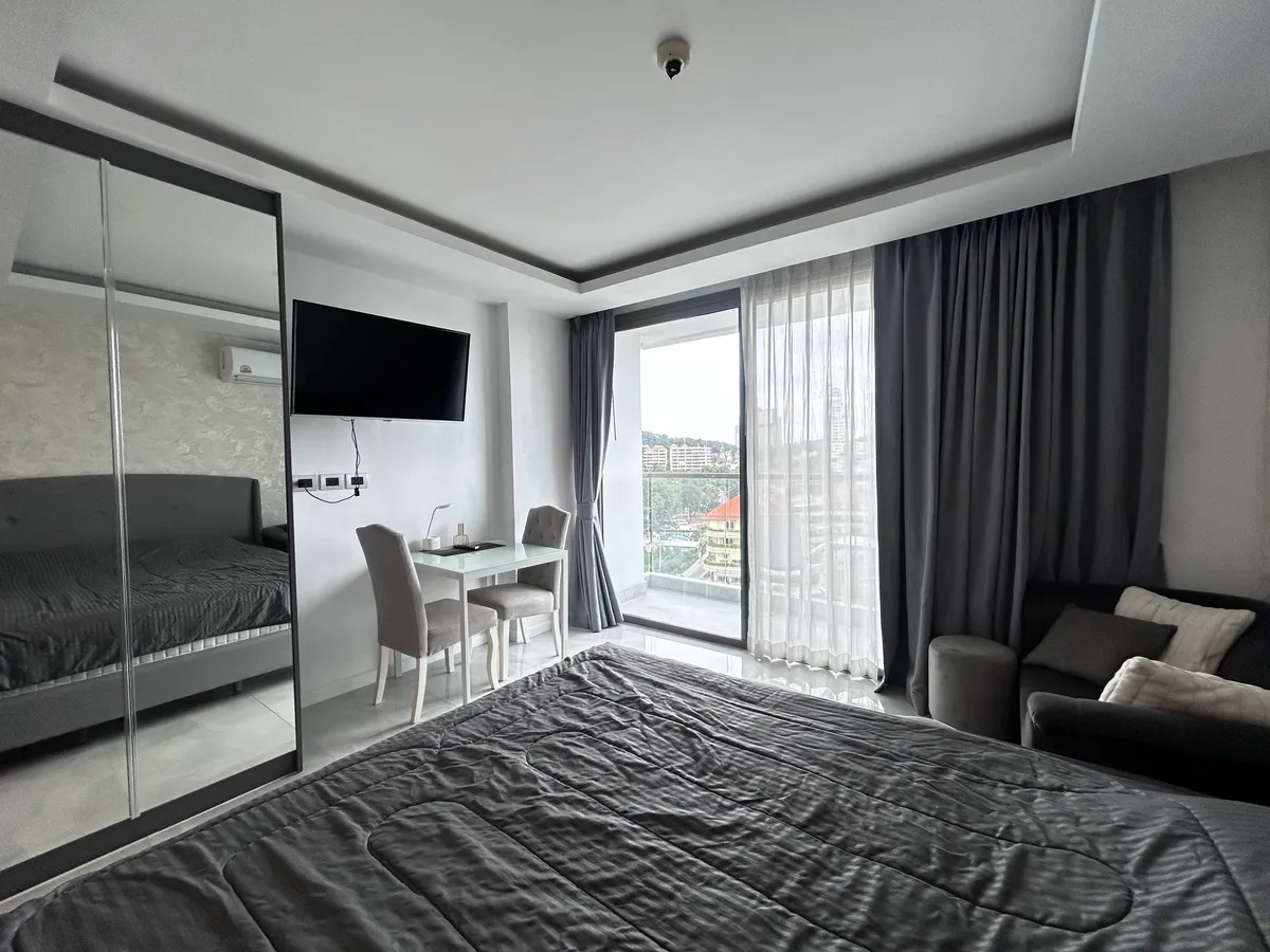 Newly Renovated Studio for Rent Pratumnak photo 4