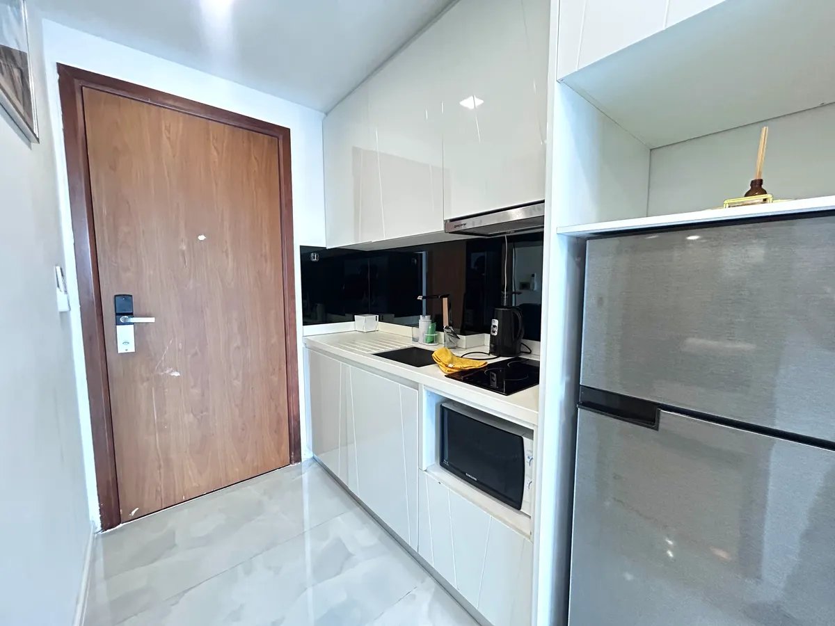 Newly Renovated Studio for Rent Pratumnak photo 8