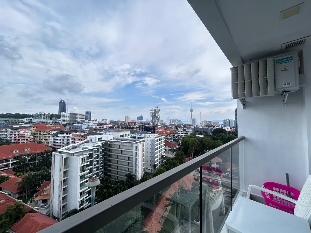Newly Renovated Studio for Rent Pratumnak photo 9