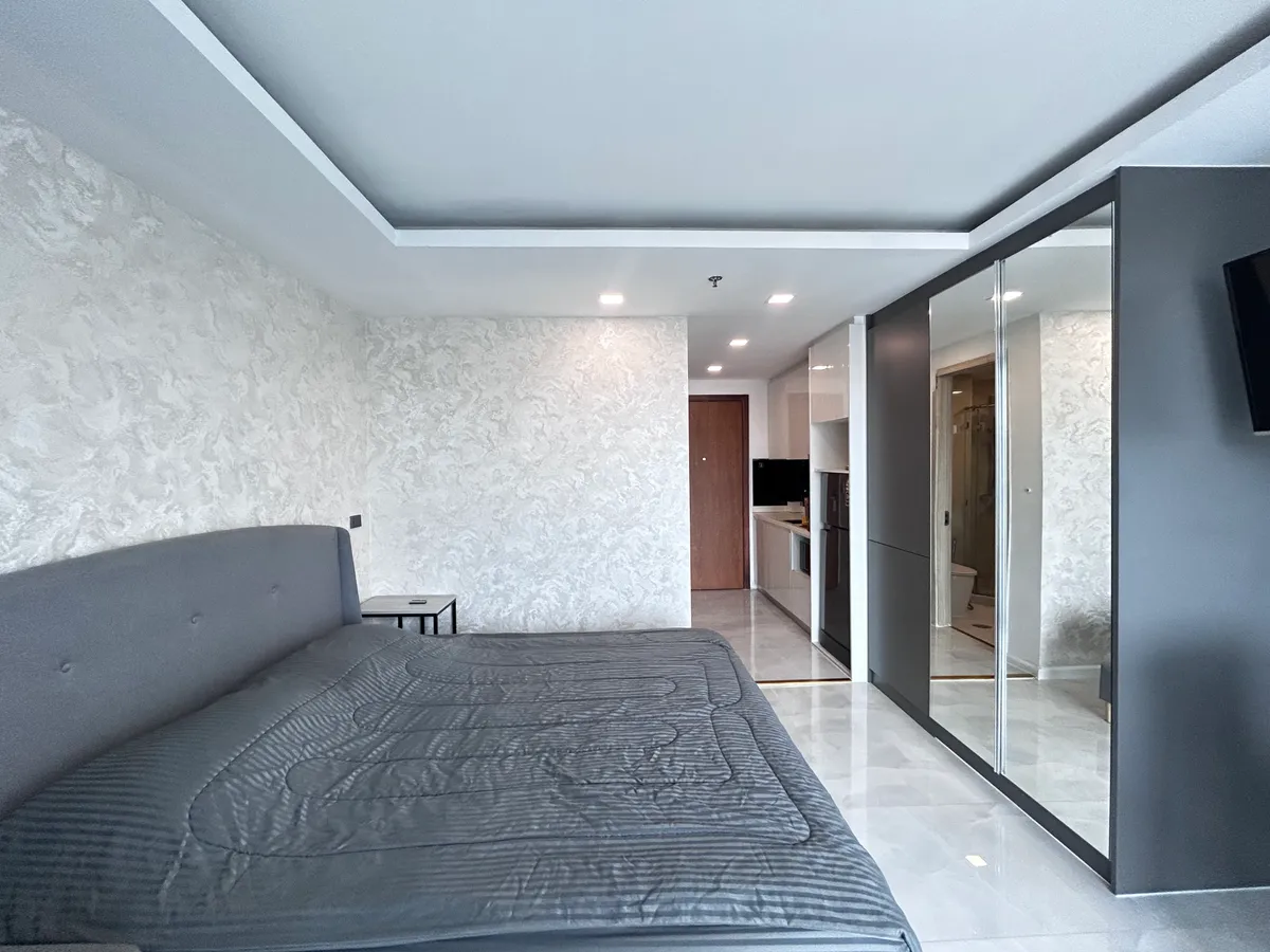 Newly Renovated Studio for Rent Pratumnak photo 5