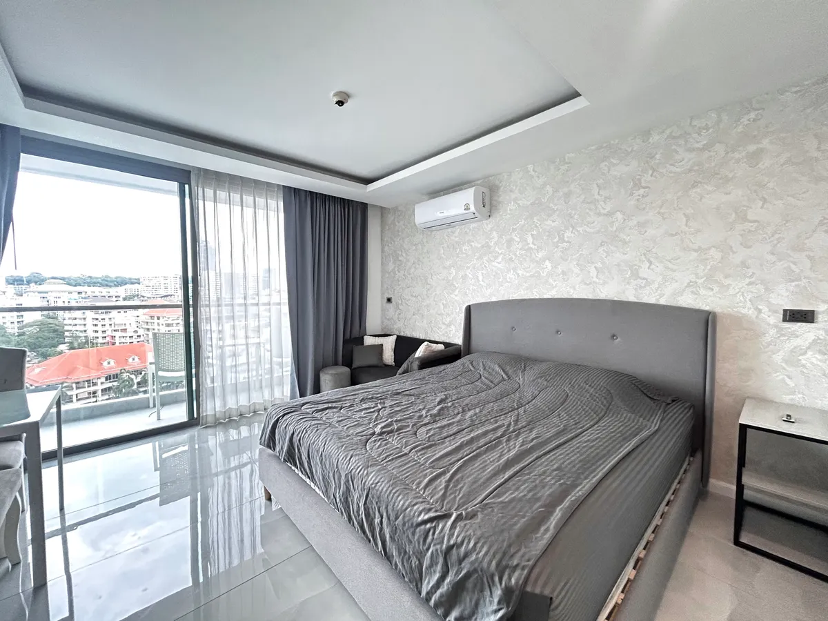 Newly Renovated Studio for Rent Pratumnak photo 2