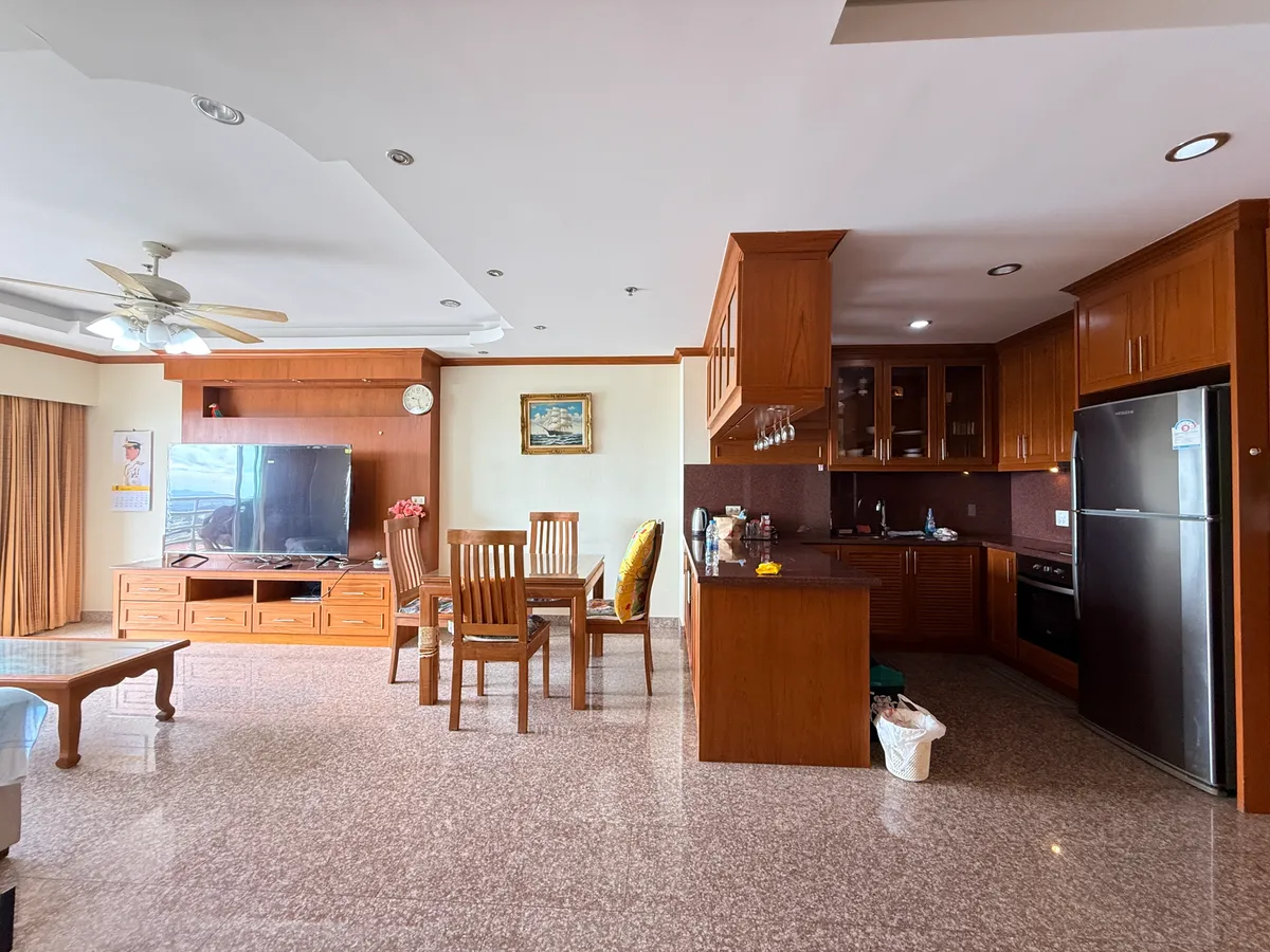 Sea view and city view for rent photo 5