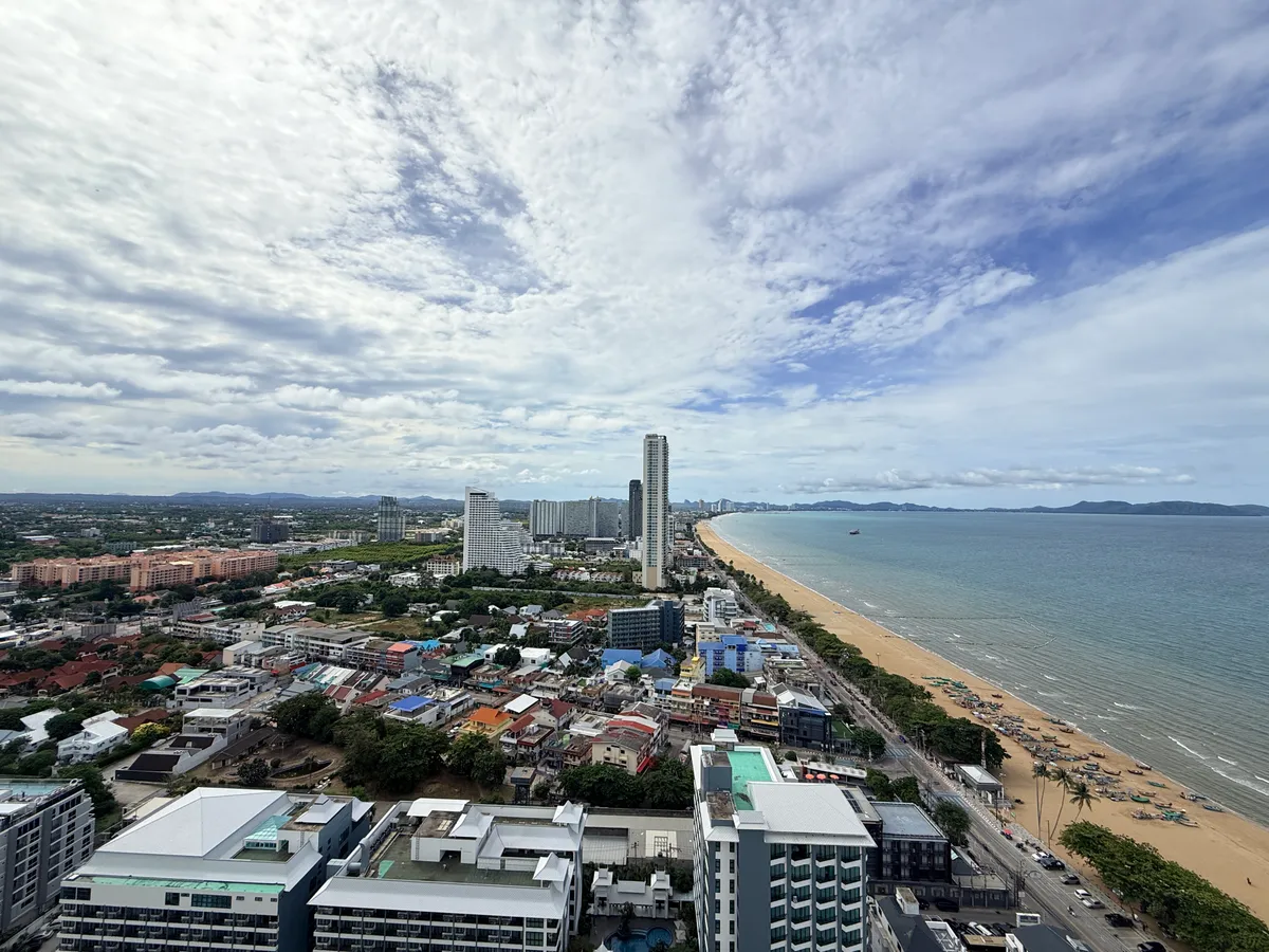 Sea view and city view for rent
