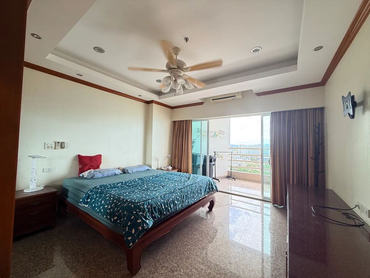 Sea view and city view for rent photo 12