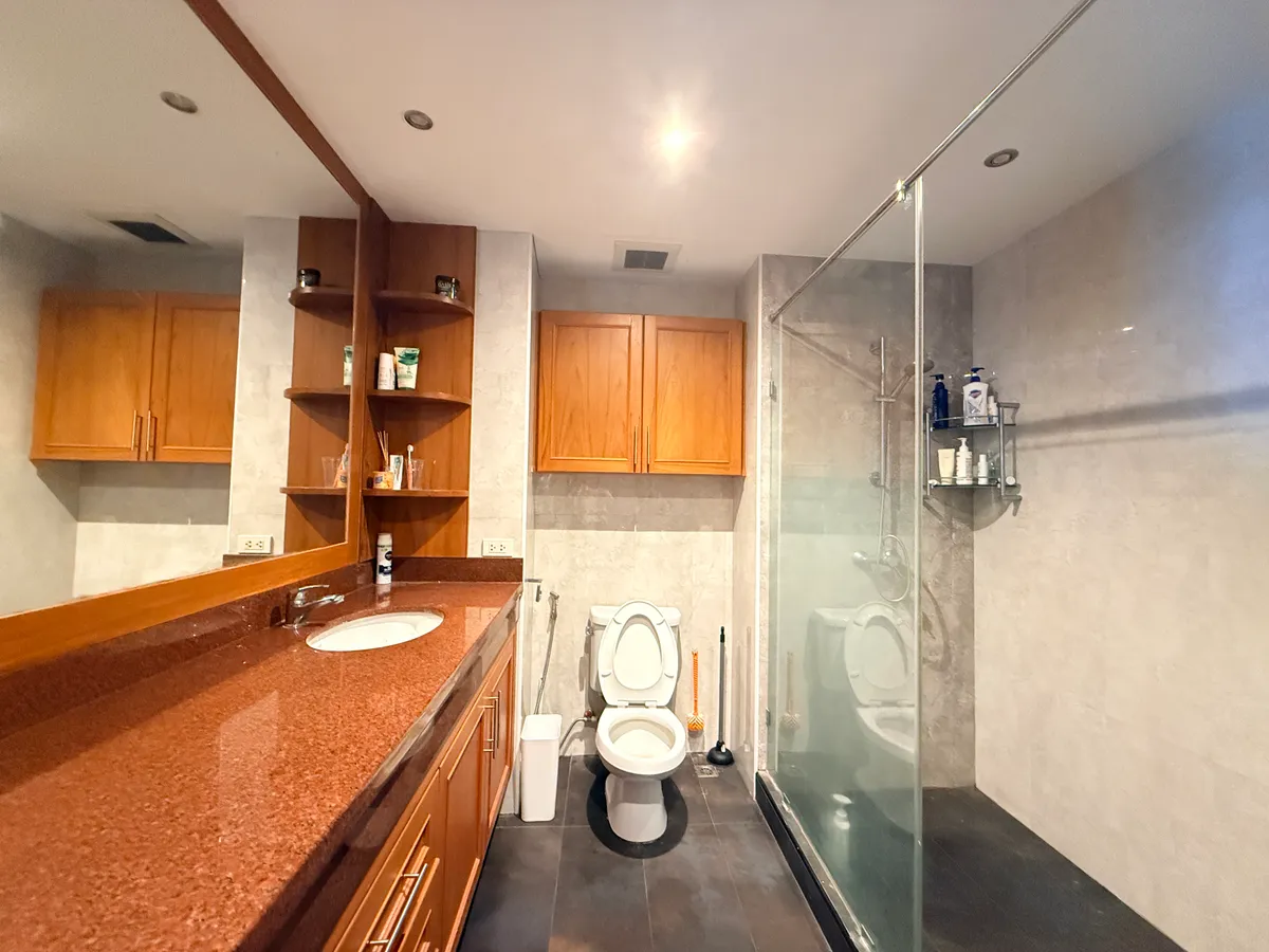 Sea view and city view for rent photo 14