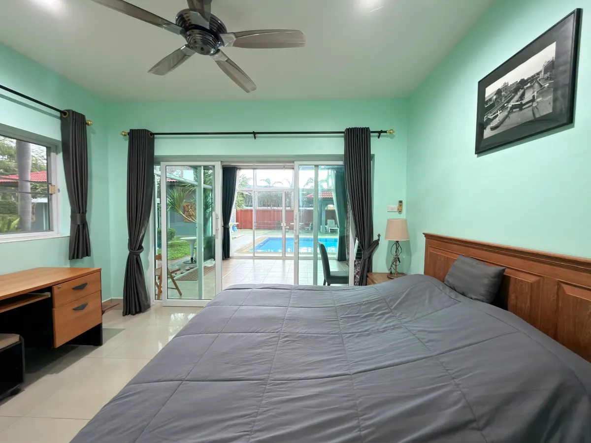 Tranquil Resort Style 4 Bed 4 Bath House with Pool on Large 1 Rai Land For Rent in Mabprachan Lake photo 21