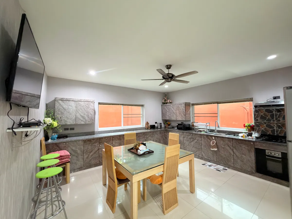 Tranquil Resort Style 4 Bed 4 Bath House with Pool on Large 1 Rai Land For Rent in Mabprachan Lake photo 32