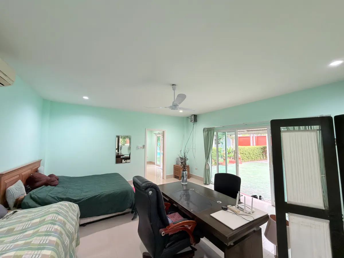 Tranquil Resort Style 4 Bed 4 Bath House with Pool on Large 1 Rai Land For Rent in Mabprachan Lake photo 44