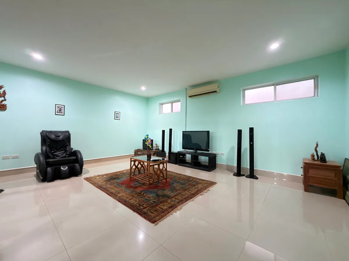 Tranquil Resort Style 4 Bed 4 Bath House with Pool on Large 1 Rai Land For Rent in Mabprachan Lake photo 27