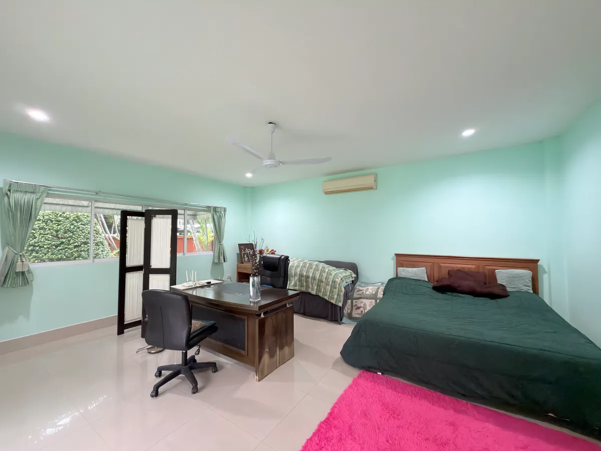 Tranquil Resort Style 4 Bed 4 Bath House with Pool on Large 1 Rai Land For Rent in Mabprachan Lake photo 43