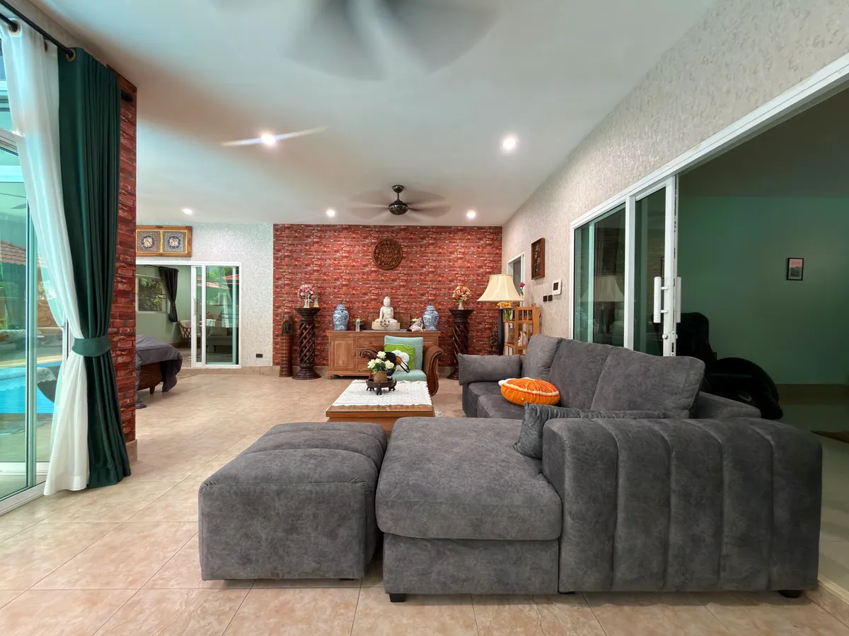 Tranquil Resort Style 4 Bed 4 Bath House with Pool on Large 1 Rai Land For Rent in Mabprachan Lake photo 40