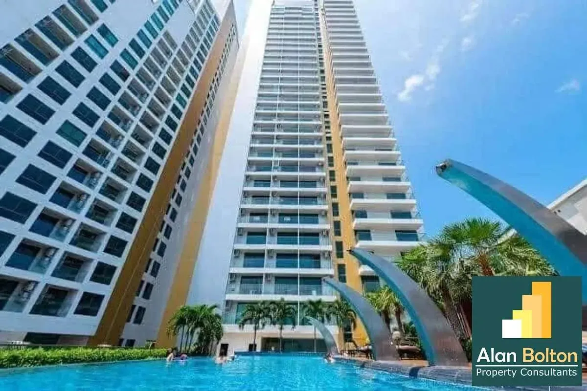 The Peak Tower pratumnak for rent