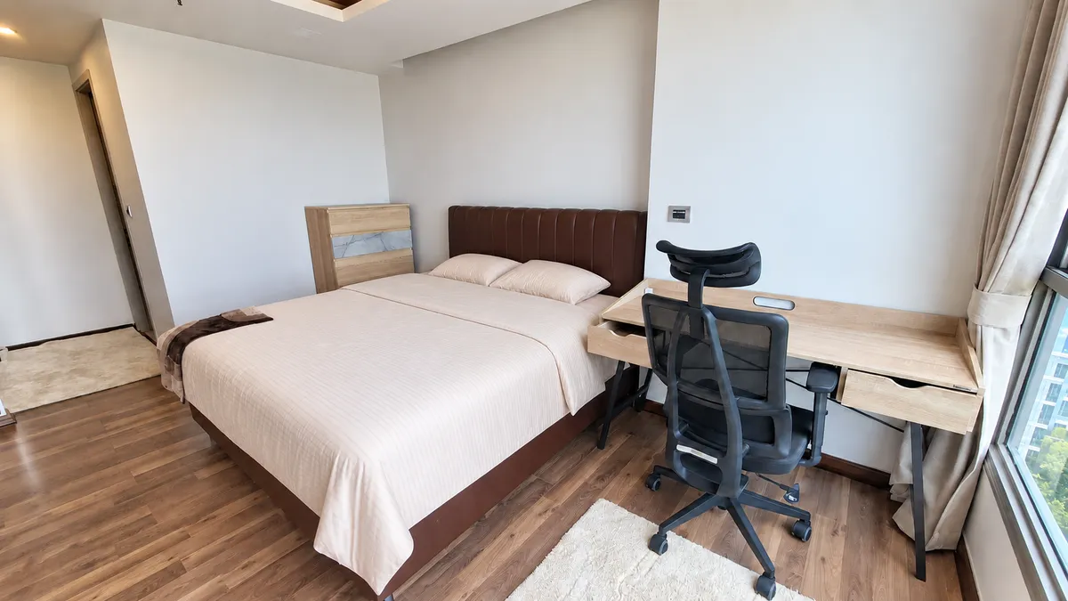 Renovated 1-Bedroom Condo for Rent at The Peak Towers, Pratumnak photo 10
