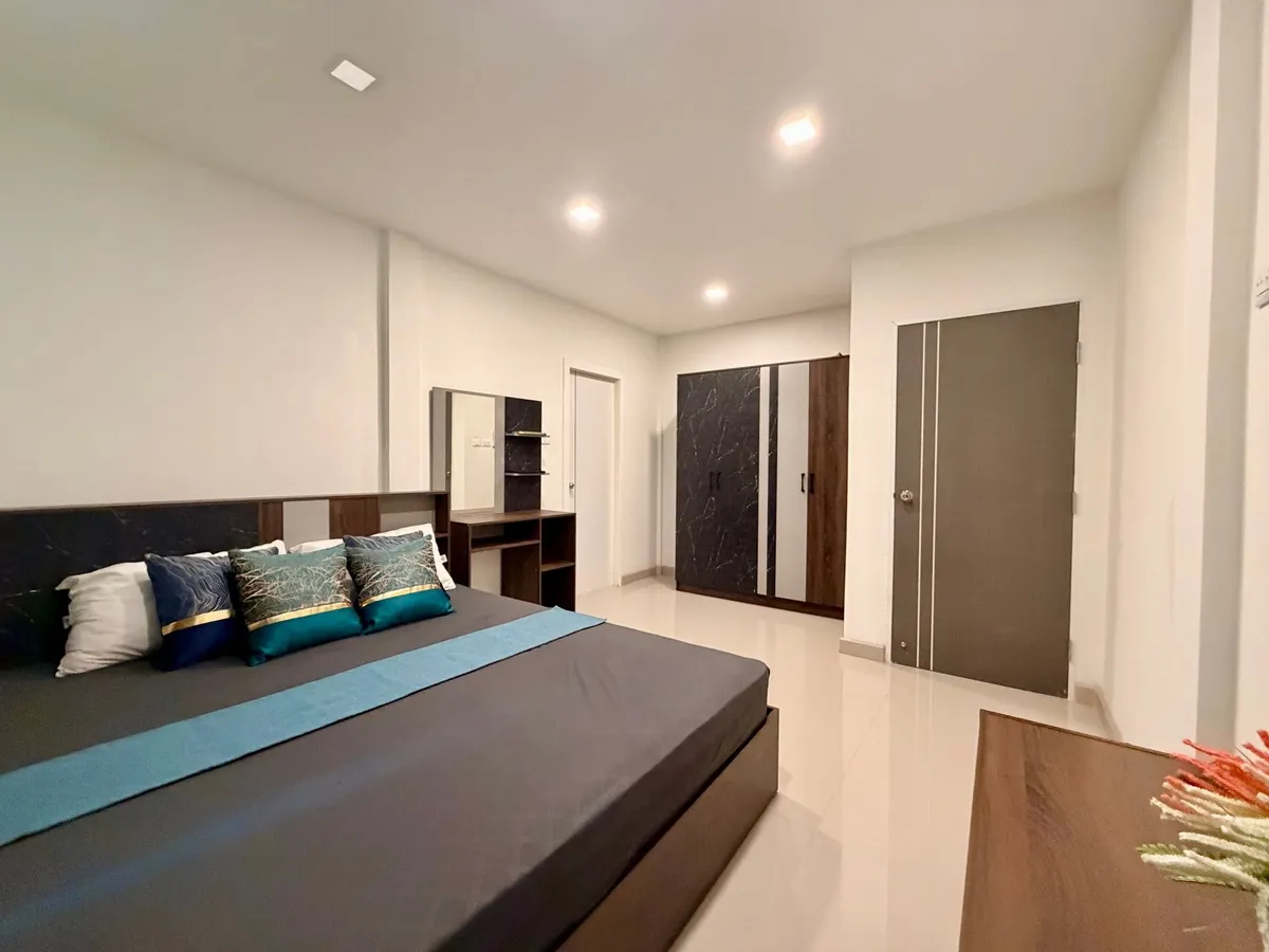 Modern Single Story house 3 bedrooms 2 bathrooms in East Pattaya for RENT photo 12